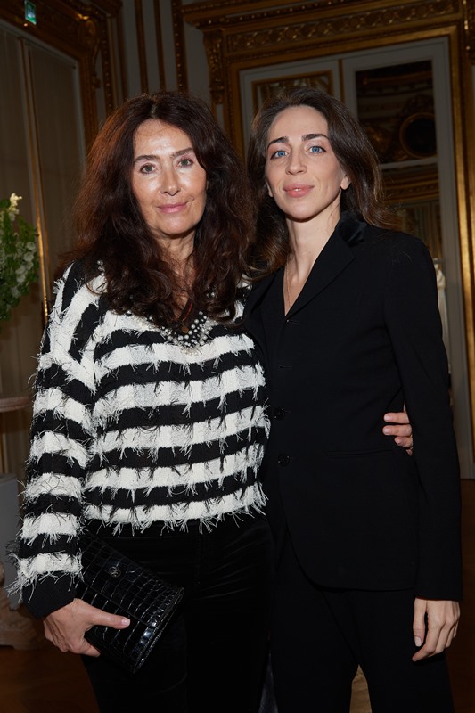 Adını Zarafet, Özgünlük Ve Cesur Tasarımlarla Efsaneleştiren Dilek Hanif, Yepyeni Couture Koleksiyonu İle Geleneksel Türk El Sanatlarını Paris’e Taşıdı. Adını Zarafet, Özgünlük Ve Cesur Tasarımlarla Efsaneleştiren Dilek Hanif, Yepyeni Couture Koleksiyonu İle Geleneksel Türk El Sanatlarını Paris’e Taşıdı.